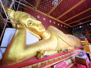 วัดผาสุการาม วัดพระนอน