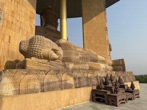 วัดพุทธนิมิตภูค่าว วัดพระนอน